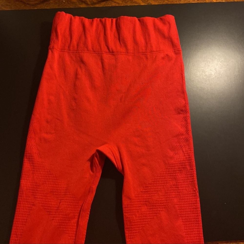 Workout gym fabletics outdoor SculptKnit red set - Picture 3 of 6